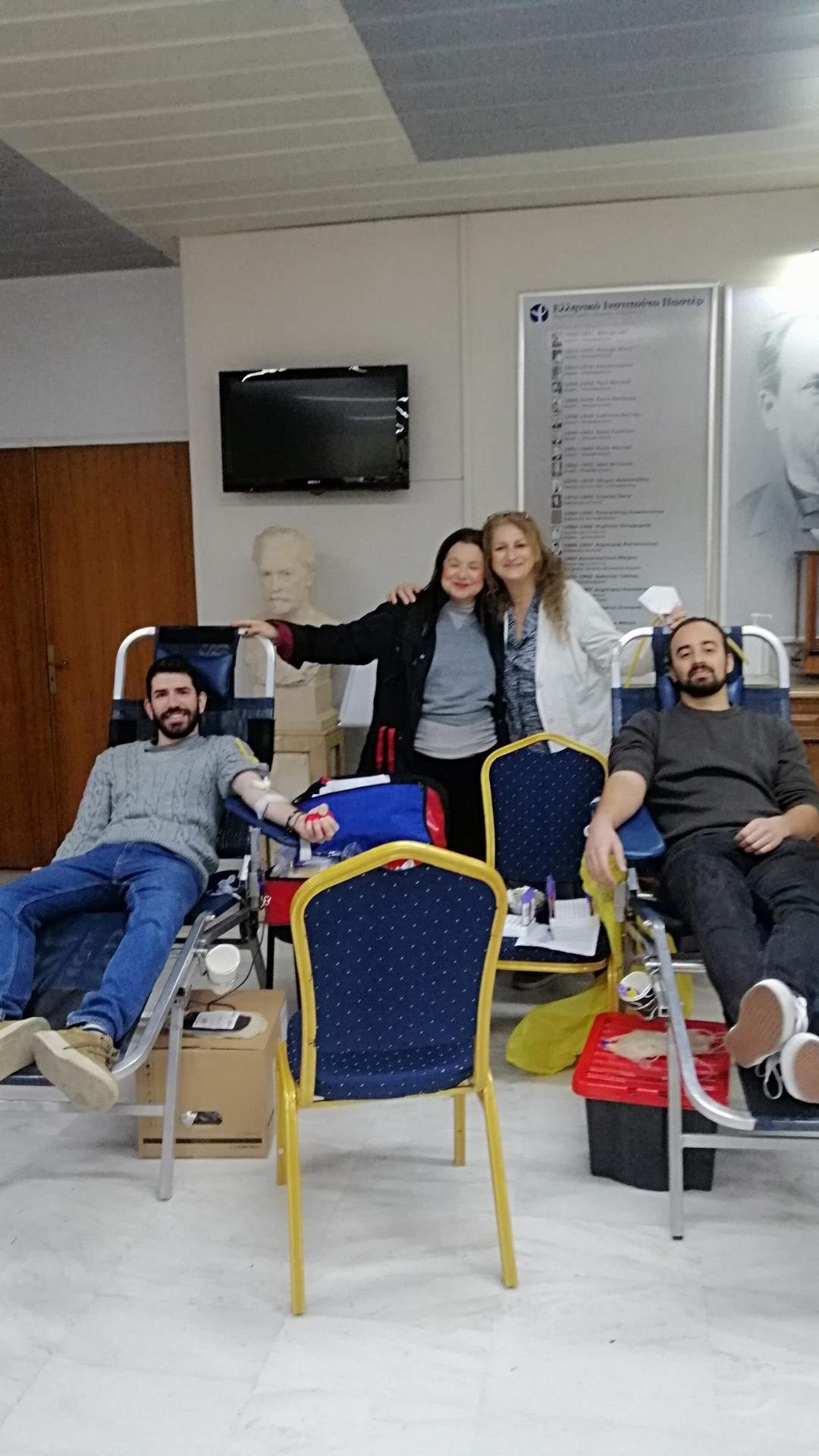 Εργαζόμενοι της Ευρωκλινικής αιμοδοτούν σε εθελοντική αιμοδοσία του Ομίλου
